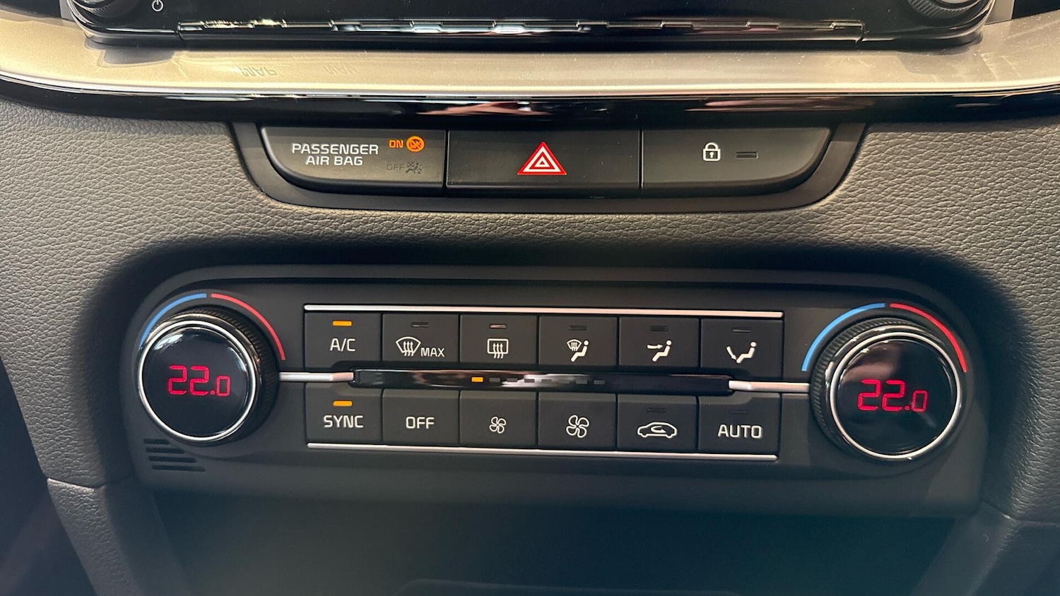 Used Kia XCeed 2025 for sale - 76388470: Photo 40