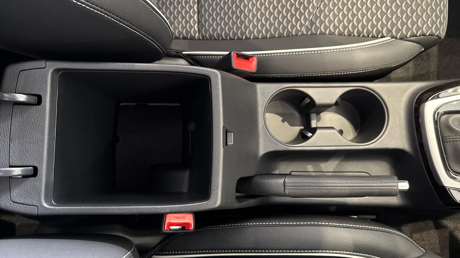 Used Kia XCeed 2025 for sale - 76388470: Photo 43