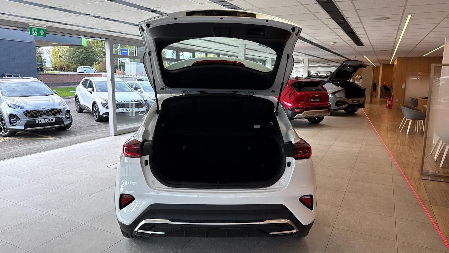 Used Kia XCeed 2025 for sale - 76388470: Photo 8