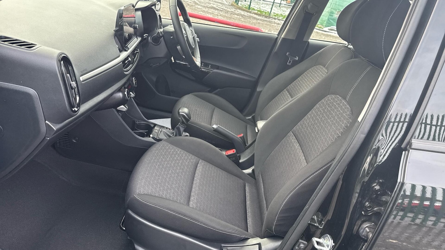 Used Kia Picanto 2022 for sale - 76975773: Photo 20