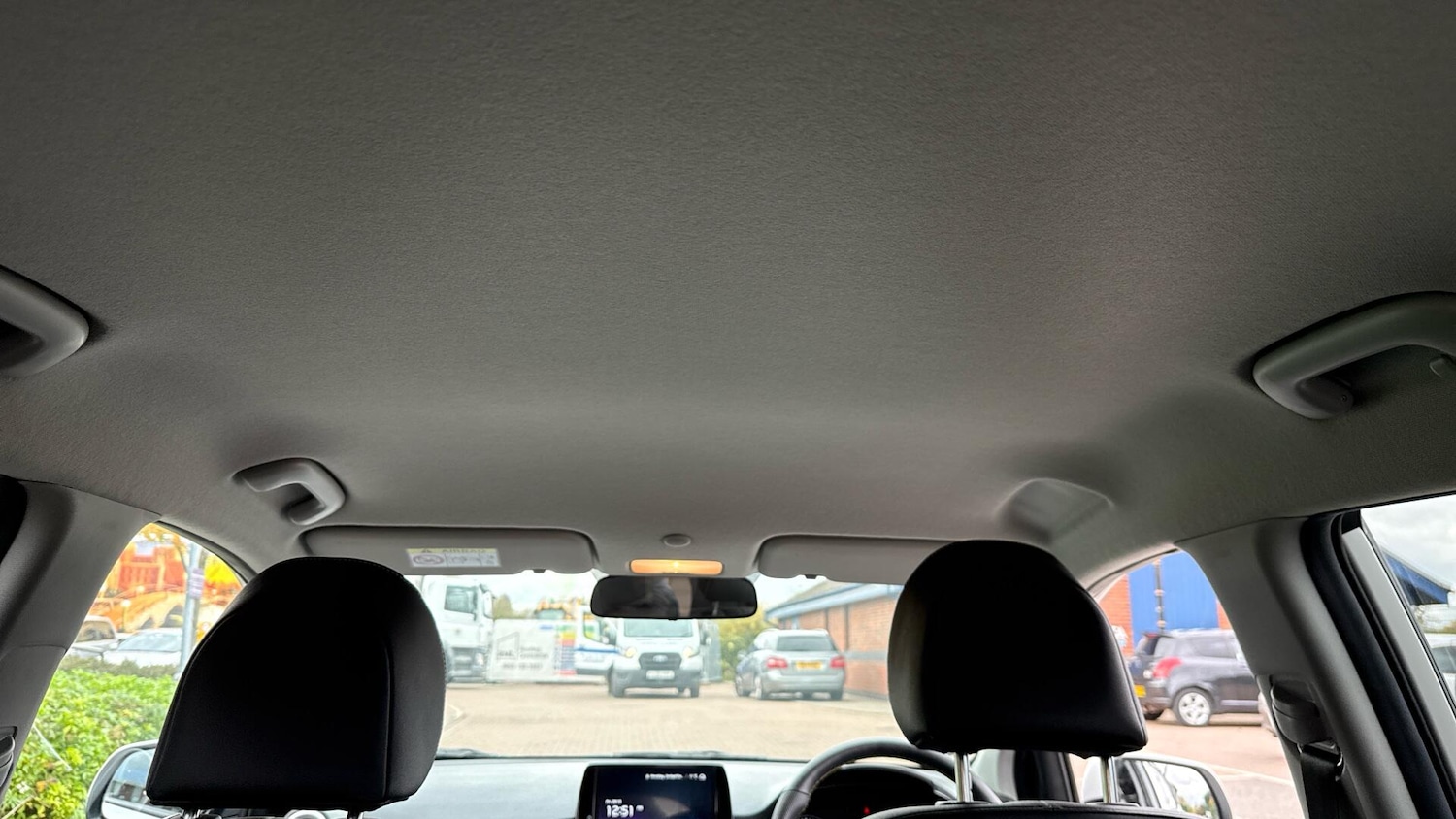 Used Kia Picanto 2024 for sale - 76327380: Photo 11