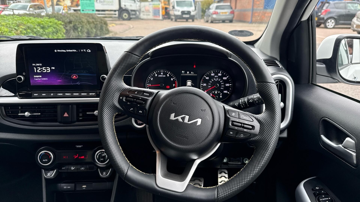 Used Kia Picanto 2024 for sale - 76327380: Photo 30