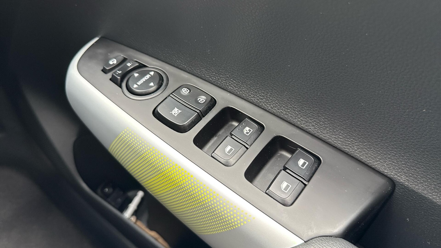 Used Kia Picanto 2024 for sale - 76327380: Photo 32