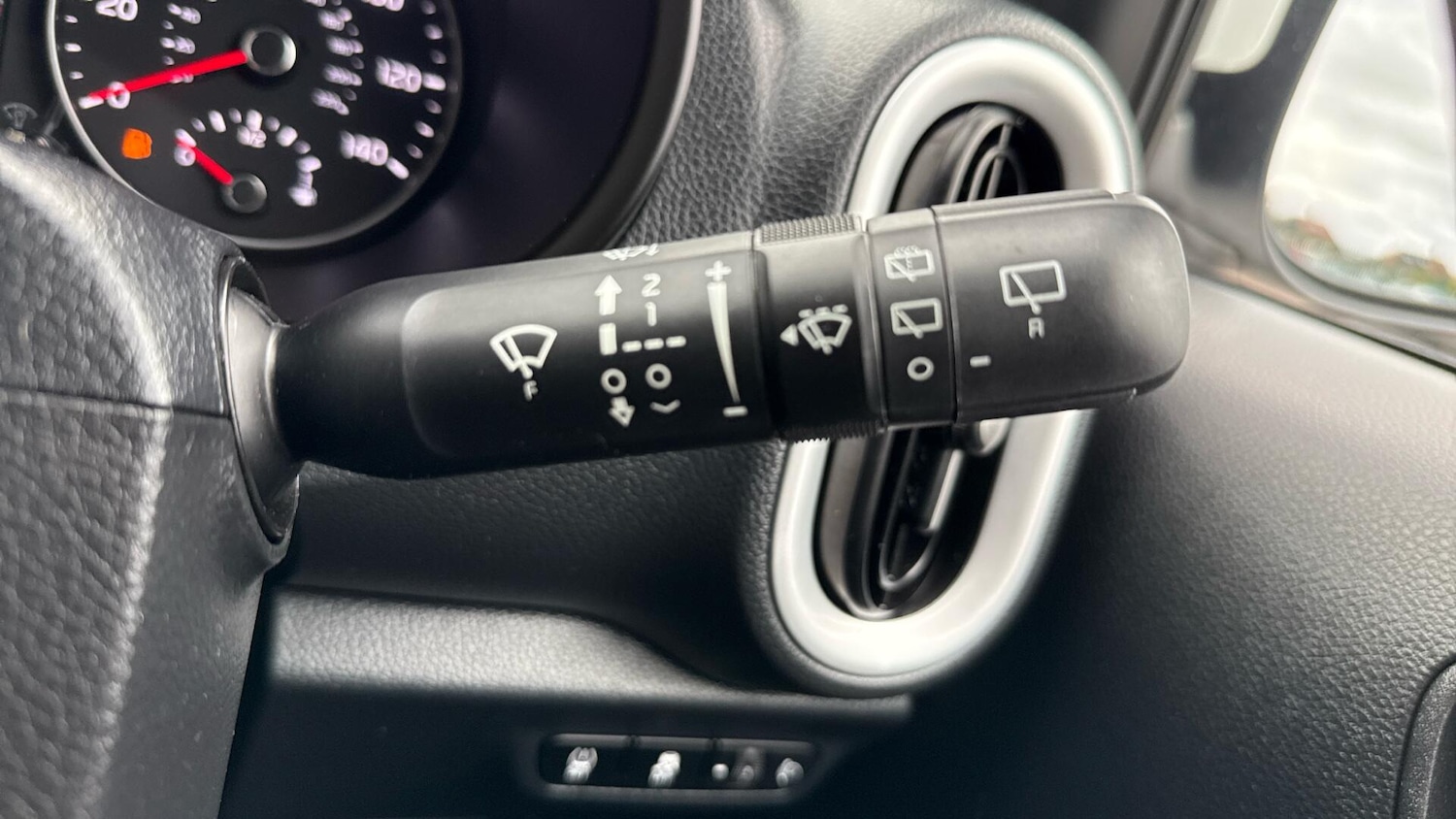 Used Kia Picanto 2024 for sale - 76327380: Photo 34