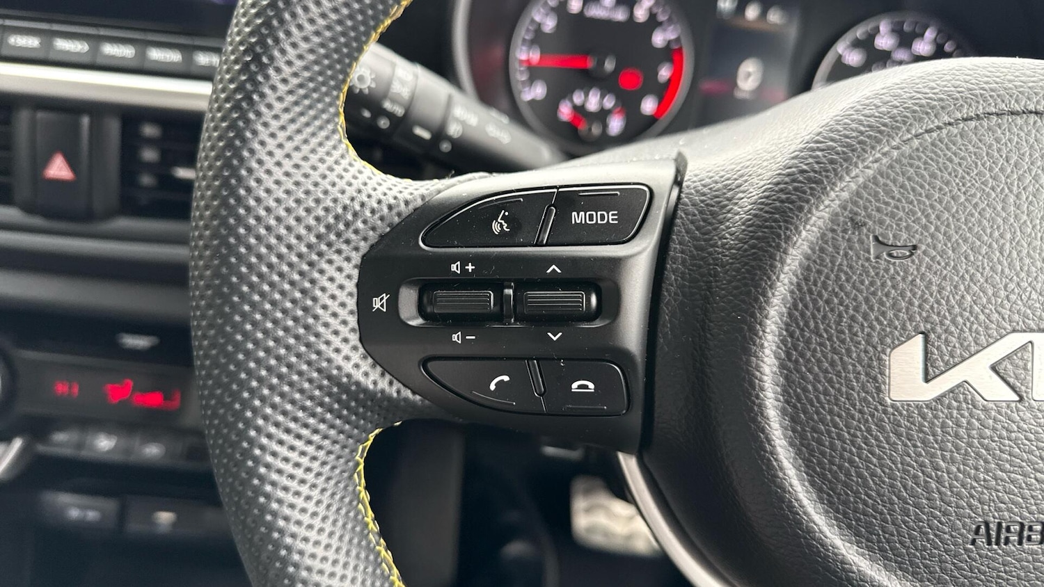 Used Kia Picanto 2024 for sale - 76327380: Photo 37