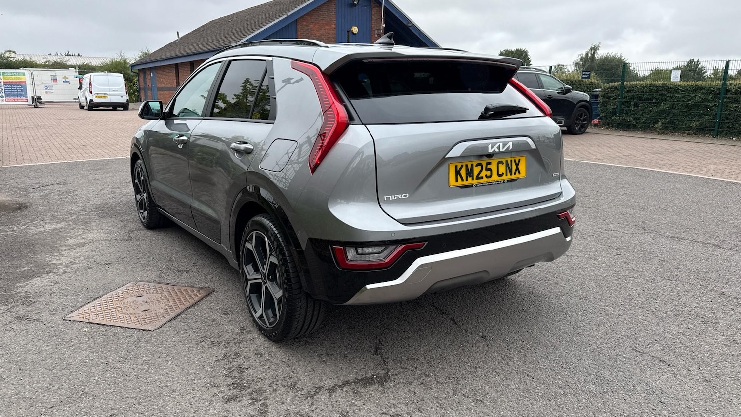 Used Kia Niro 2025 for sale - 76307390: Photo 30