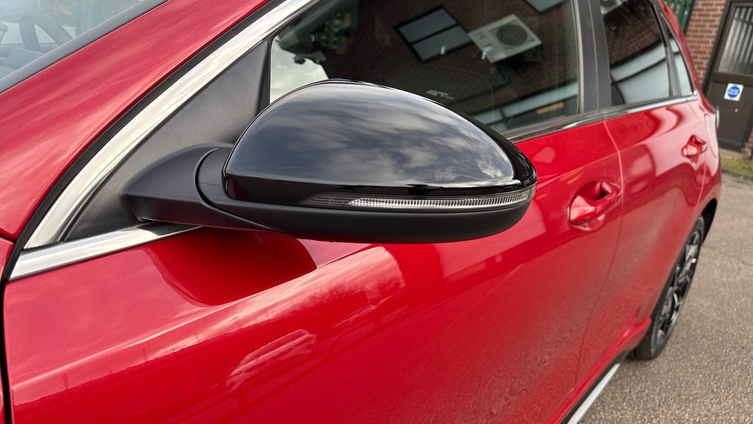 Used Kia Ceed 2025 for sale - 76423737: Photo 17