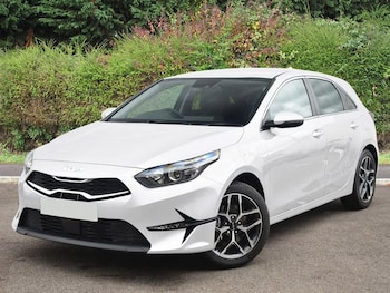 Used Kia Ceed 2023 for sale - 77853868: Photo