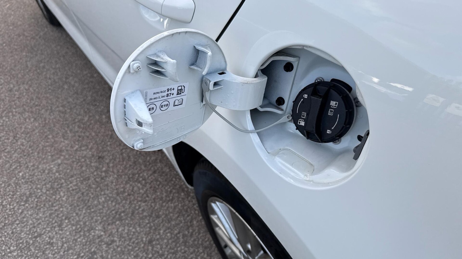 Used Kia Rio 2023 for sale - 76307249: Photo 24