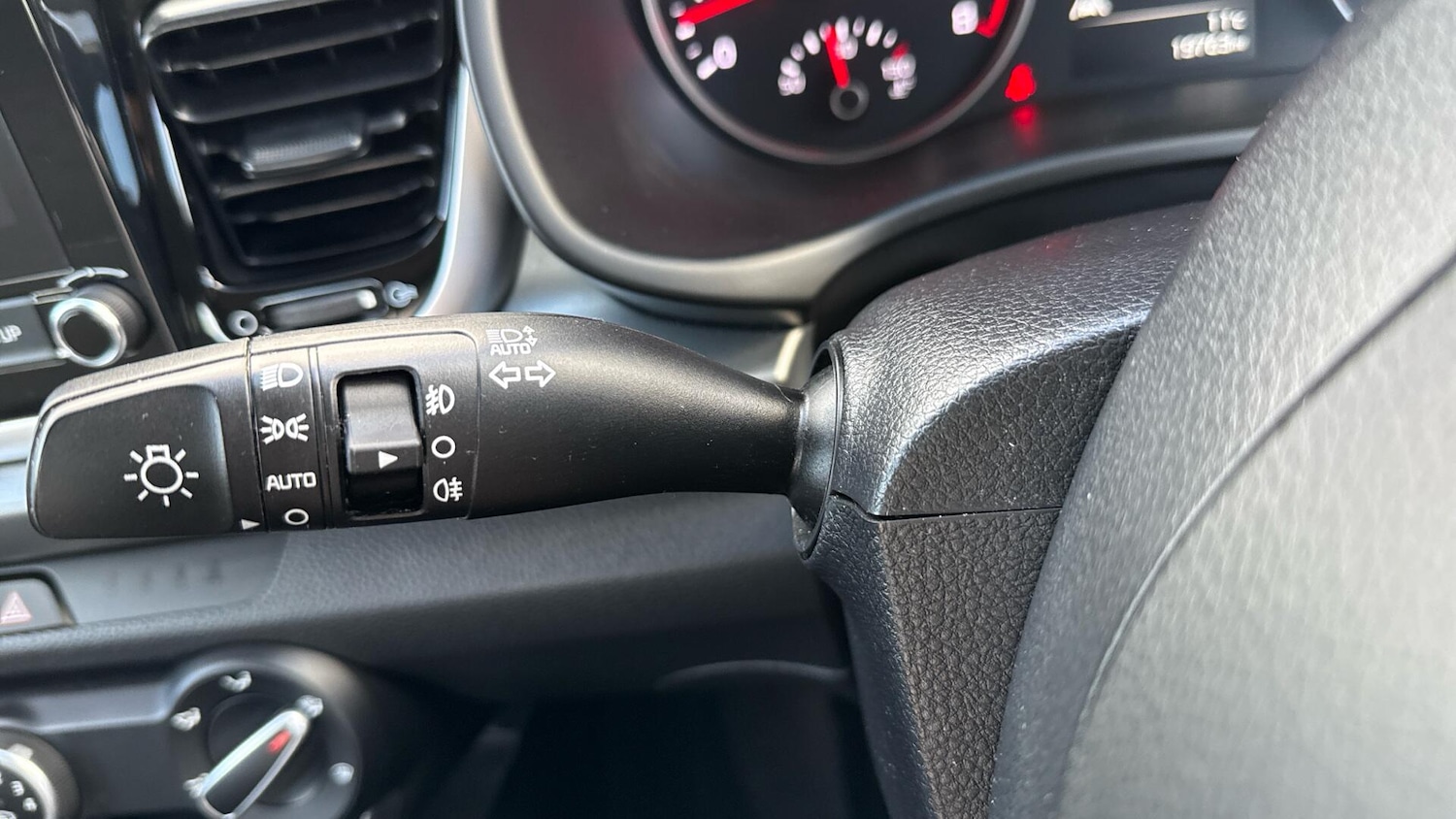 Used Kia Rio 2023 for sale - 76307249: Photo 36