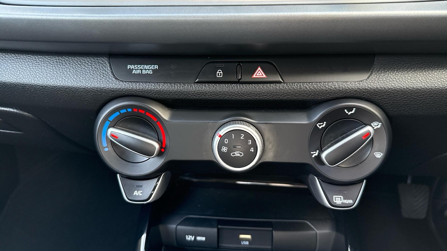 Used Kia Rio 2023 for sale - 76307249: Photo 40