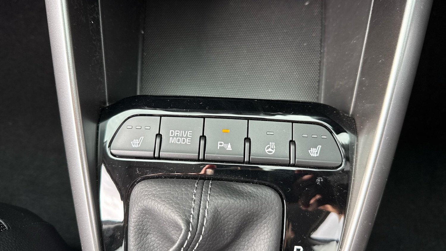 Used Kia Stonic 2025 for sale - 76538970: Photo 44