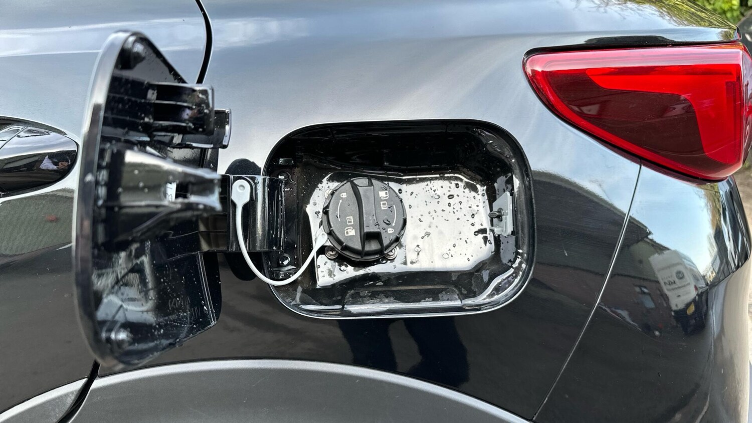 Used Kia Stonic 2025 for sale - 77673132: Photo 15