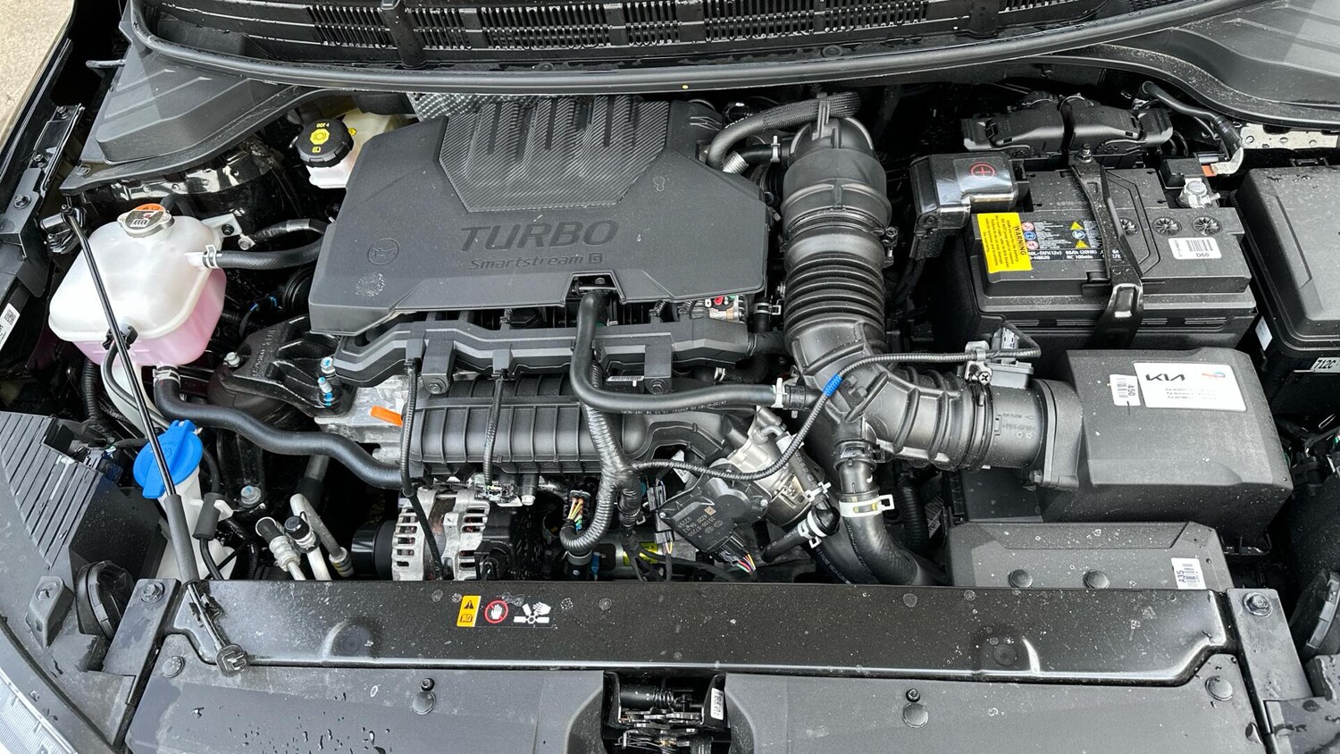 Used Kia Stonic 2025 for sale - 77673132: Photo 16