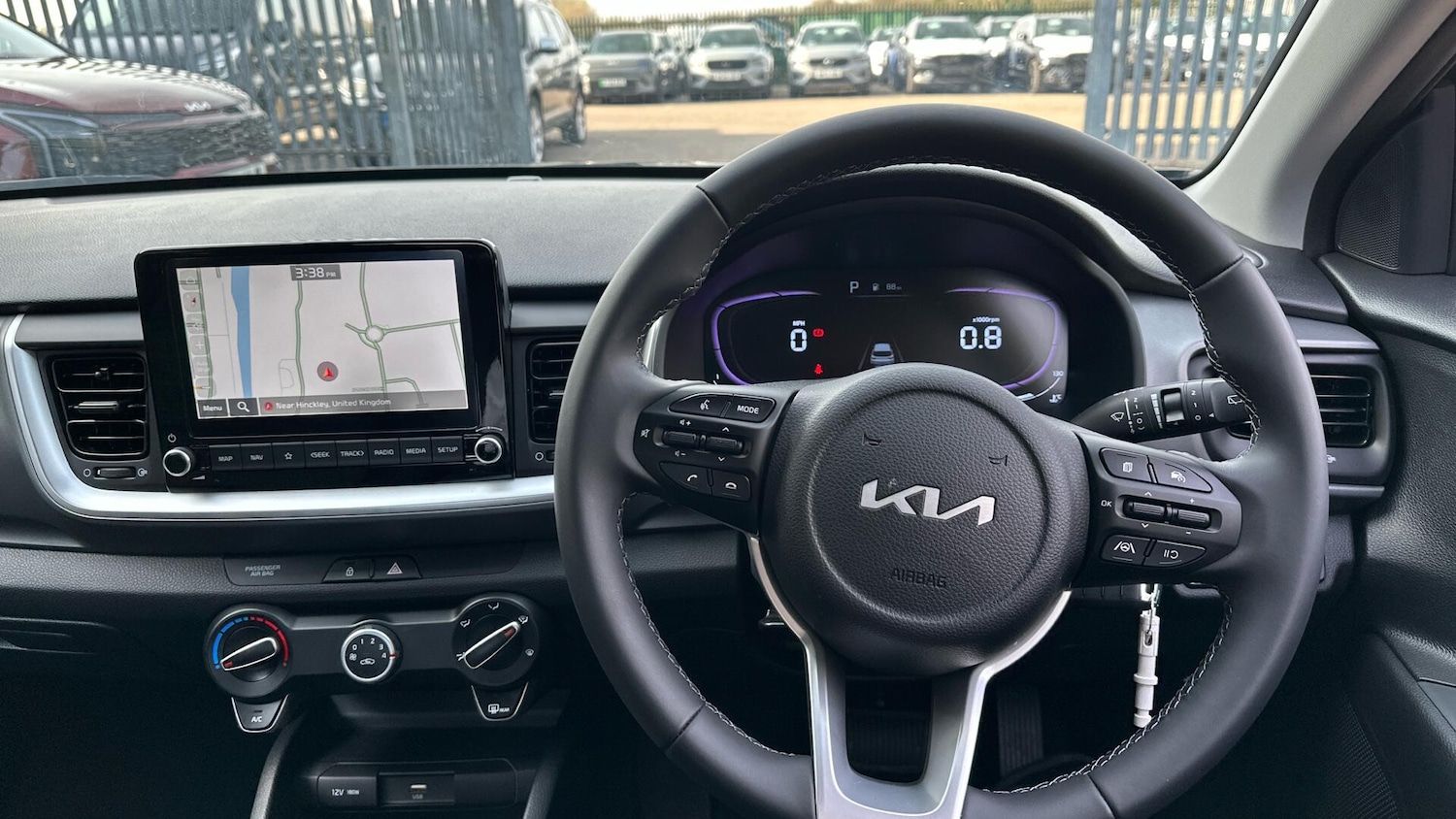 Used Kia Stonic 2025 for sale - 77673132: Photo 43