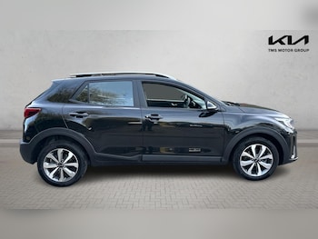 Used Kia Stonic 2025 for sale - 77673132: Photo