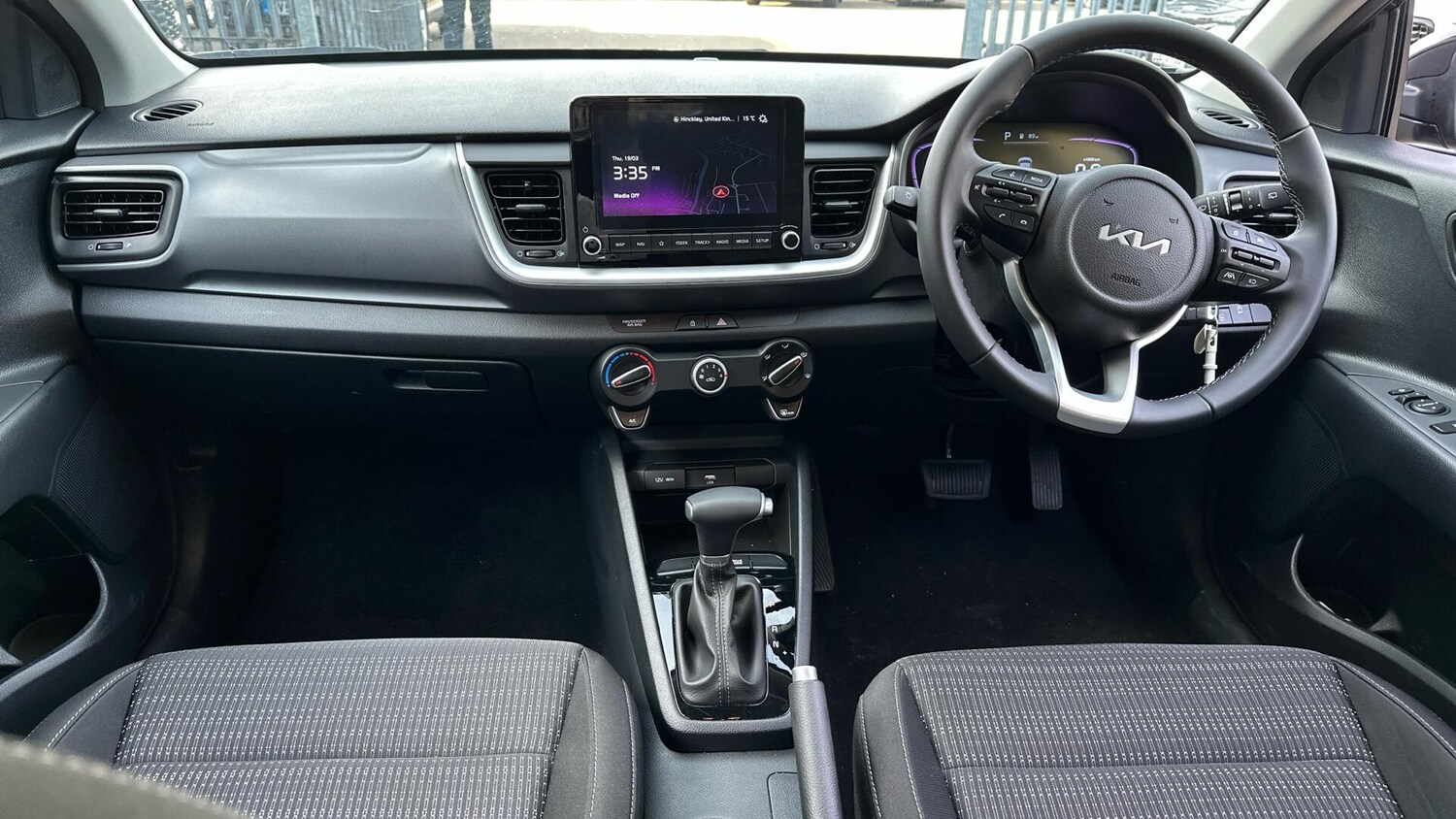 Used Kia Stonic 2025 for sale - 77673132: Photo 6