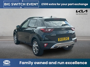 Used Kia Stonic 2023 for sale - 78822912: Photo