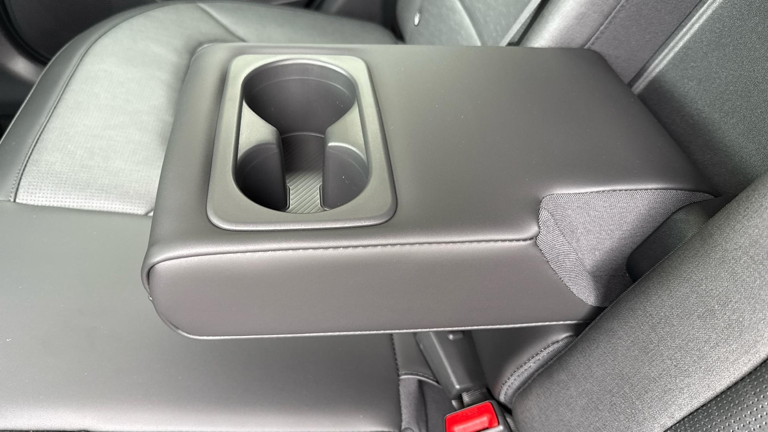 Used Kia Niro 2025 for sale - 76306520: Photo 25