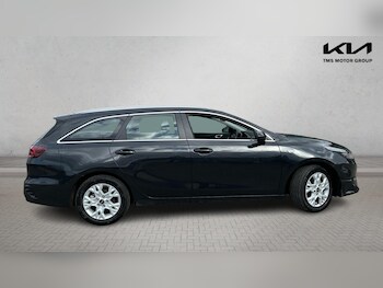 Used Kia Ceed 2025 for sale - 78260460: Photo