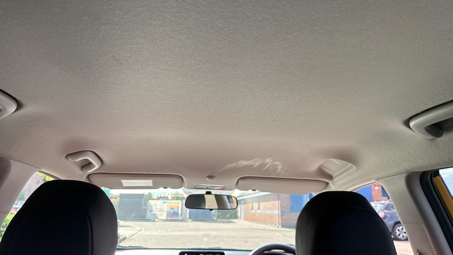 Used Kia Picanto 2022 for sale - 76307624: Photo 11