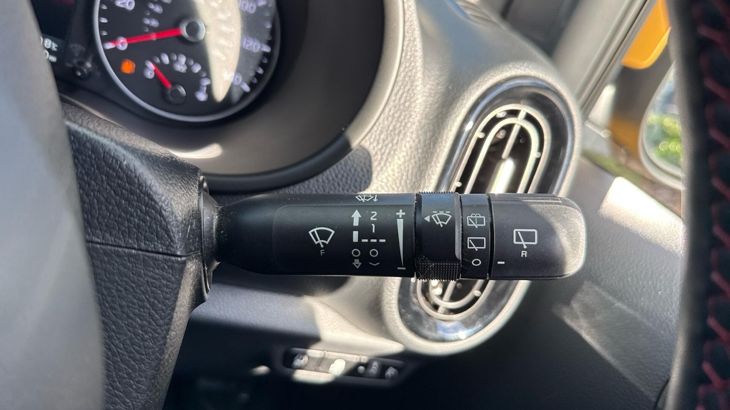 Used Kia Picanto 2022 for sale - 76307624: Photo 35