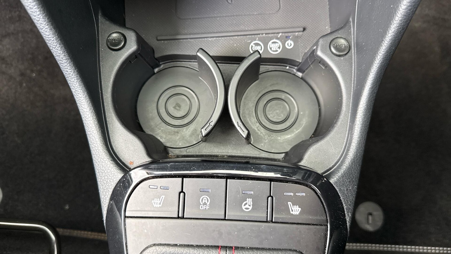 Used Kia Picanto 2022 for sale - 76307624: Photo 42