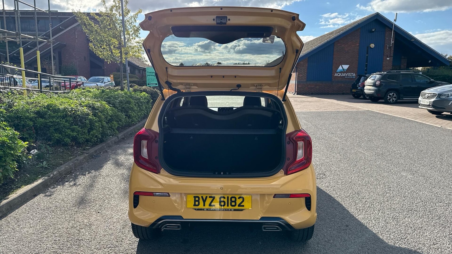 Used Kia Picanto 2022 for sale - 76307624: Photo 8