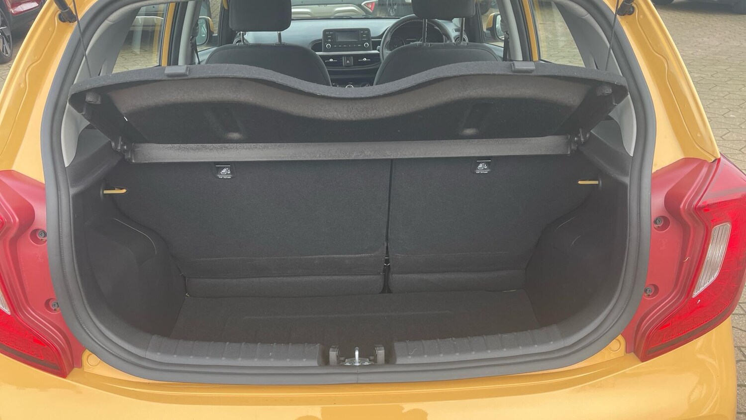 Used Kia Picanto 2024 for sale - 77673192: Photo 8