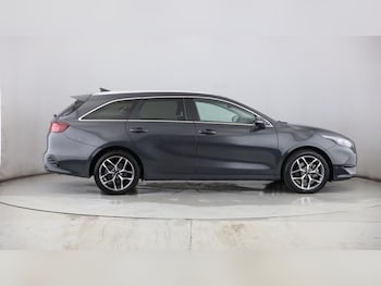 Used Kia Ceed 2025 for sale - 77155394: Photo