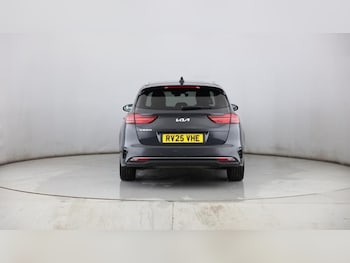 Used Kia Ceed 2025 for sale - 77155394: Photo