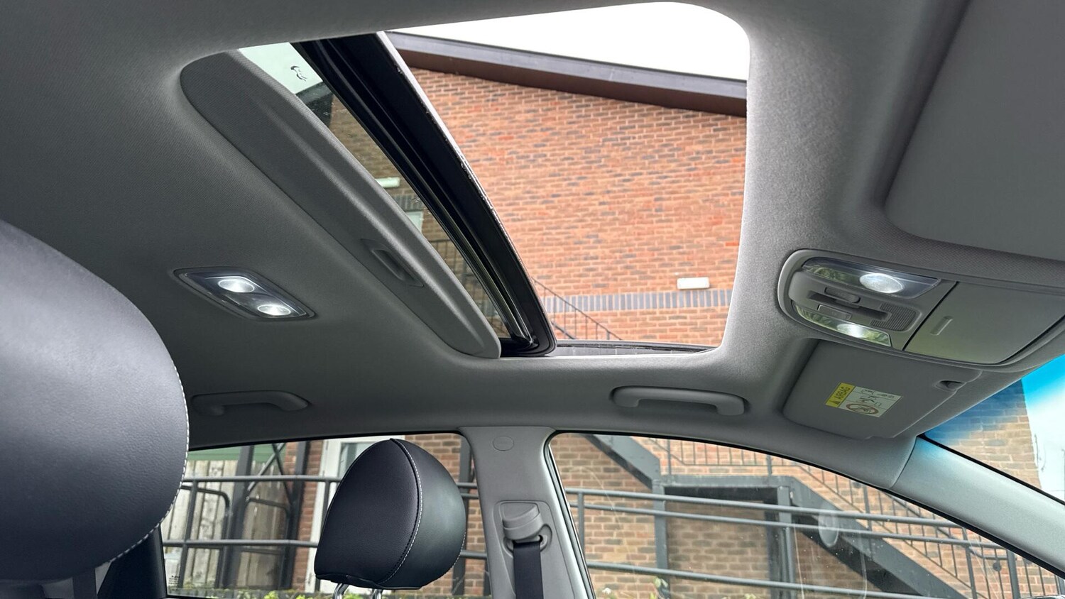 Used Kia Niro 2021 for sale - 77673136: Photo 35