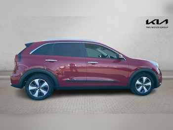 Used Kia Niro 2017 for sale - 78635927: Photo