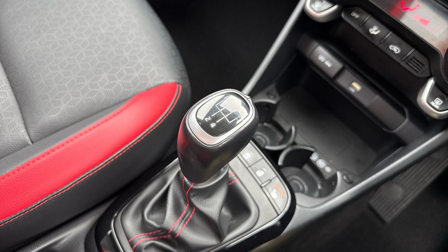 Used Kia Picanto 2022 for sale - 76398741: Photo 43