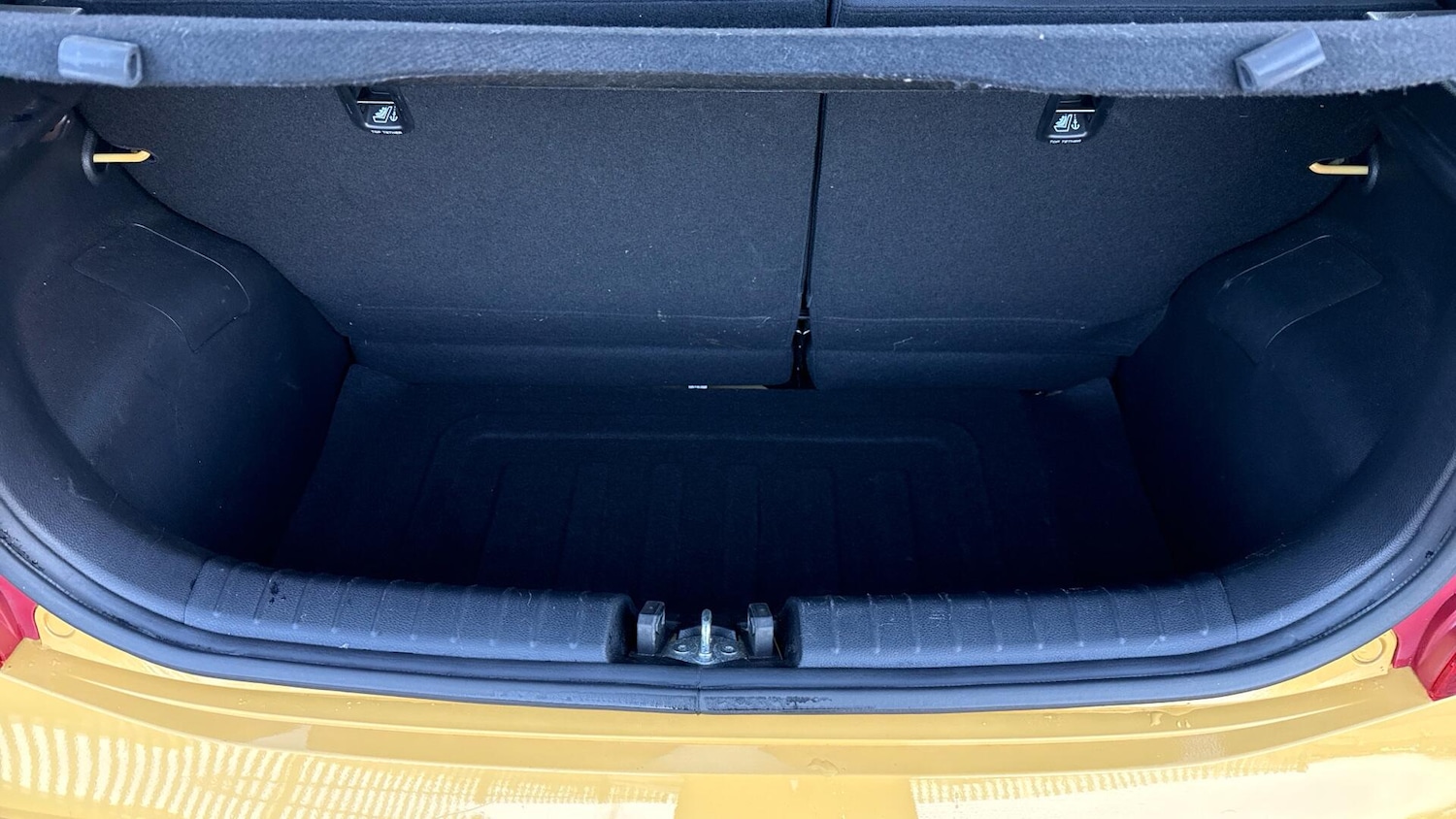 Used Kia Picanto 2021 for sale - 76701930: Photo 27