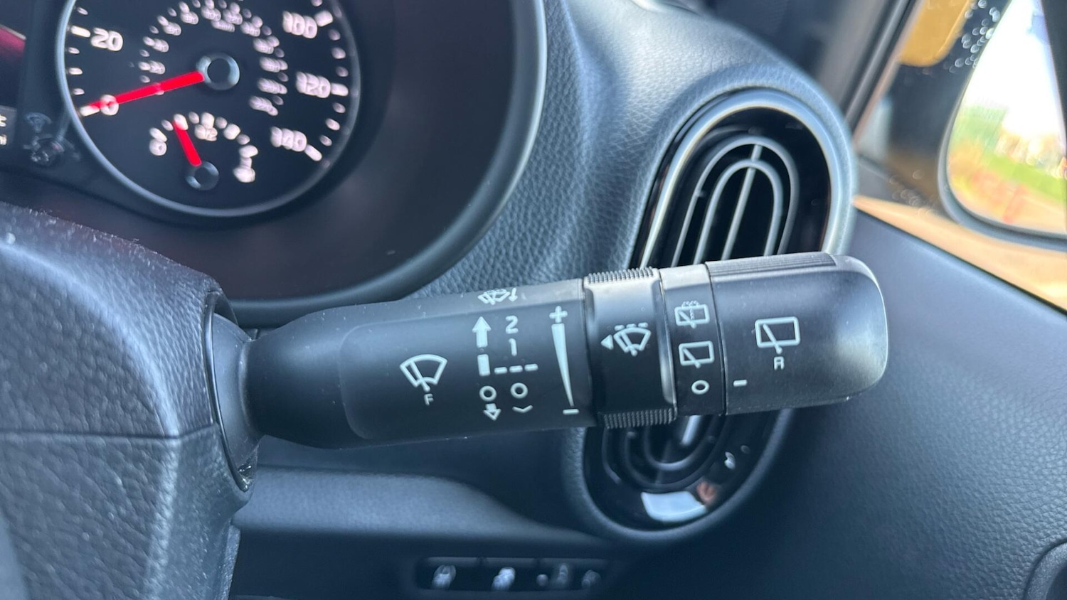 Used Kia Picanto 2021 for sale - 76701930: Photo 33