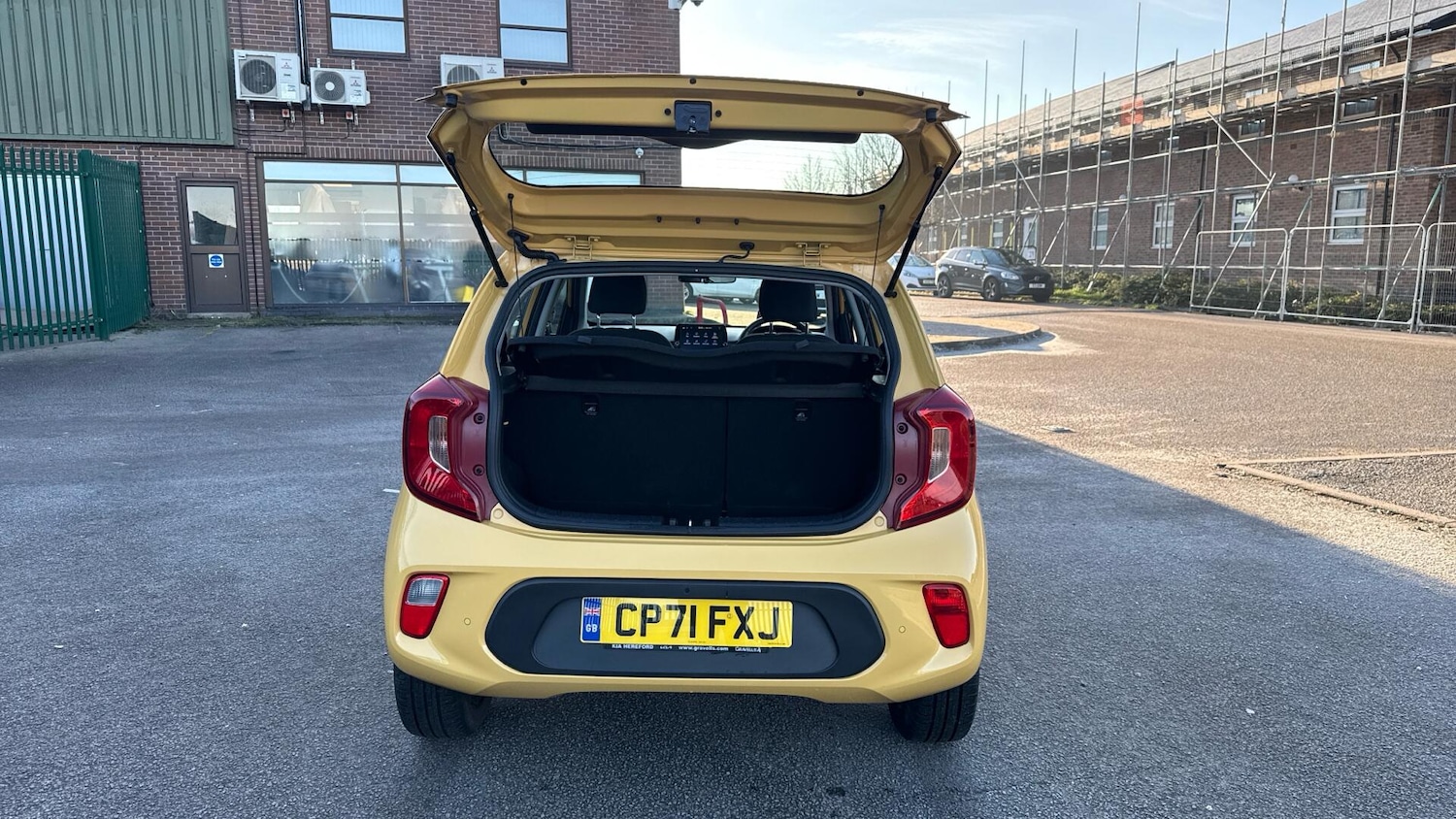 Used Kia Picanto 2021 for sale - 76701930: Photo 8