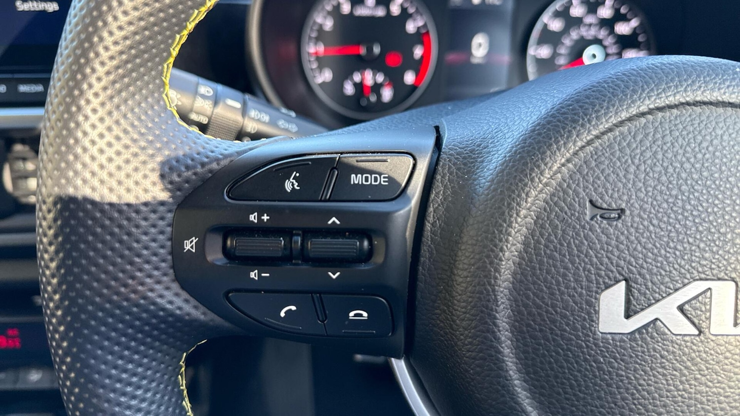 Used Kia Picanto 2023 for sale - 76371124: Photo 38