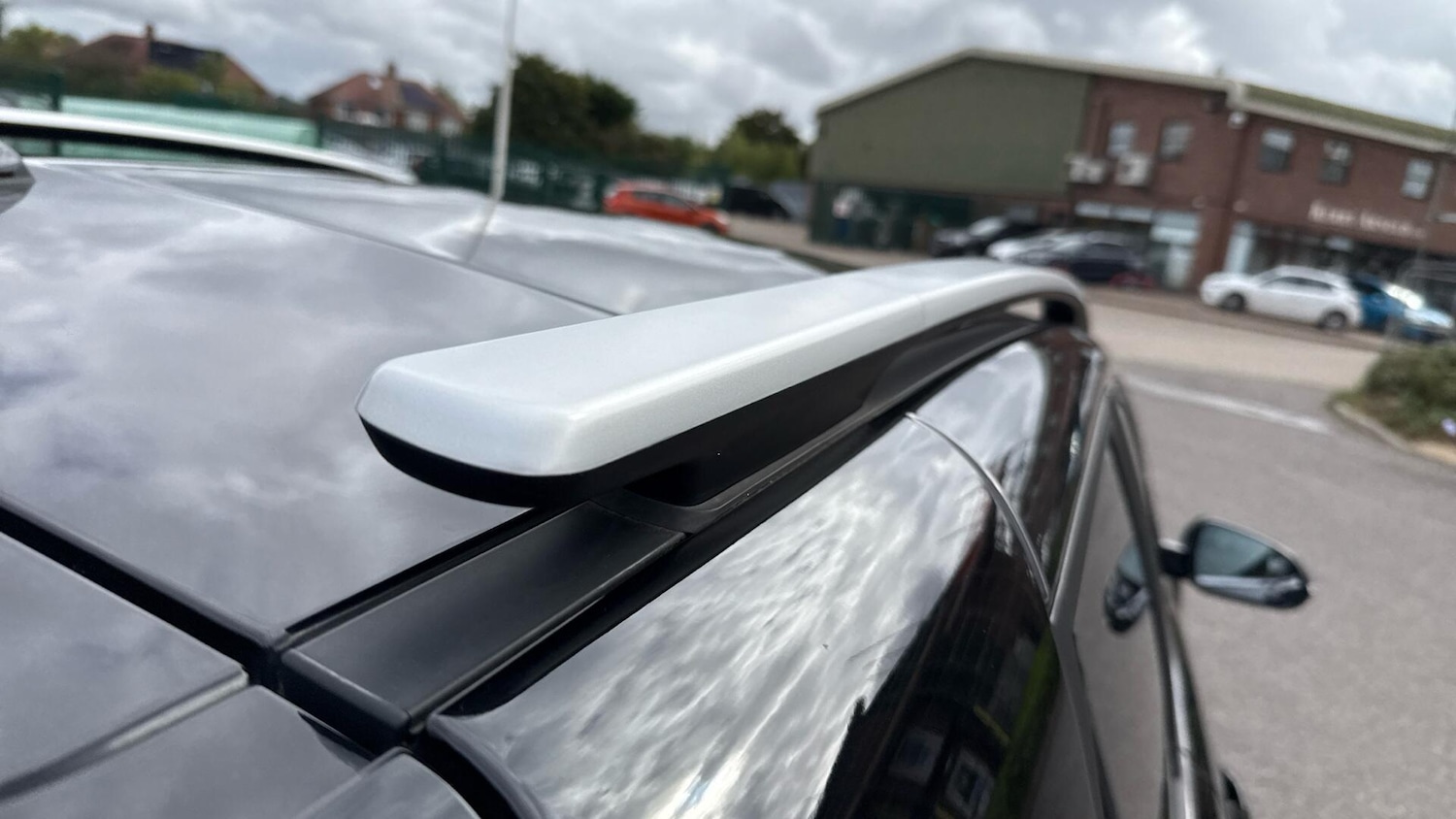 Used Kia Stonic 2024 for sale - 76306708: Photo 31