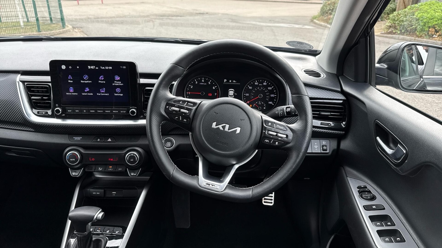 Used Kia Stonic 2024 for sale - 76306708: Photo 32