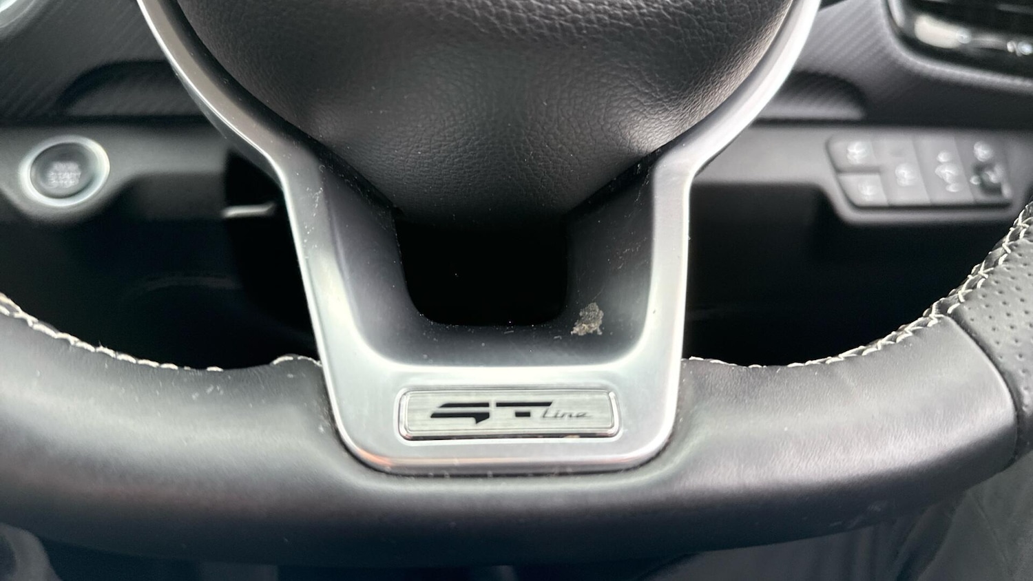 Used Kia Stonic 2024 for sale - 76306708: Photo 40