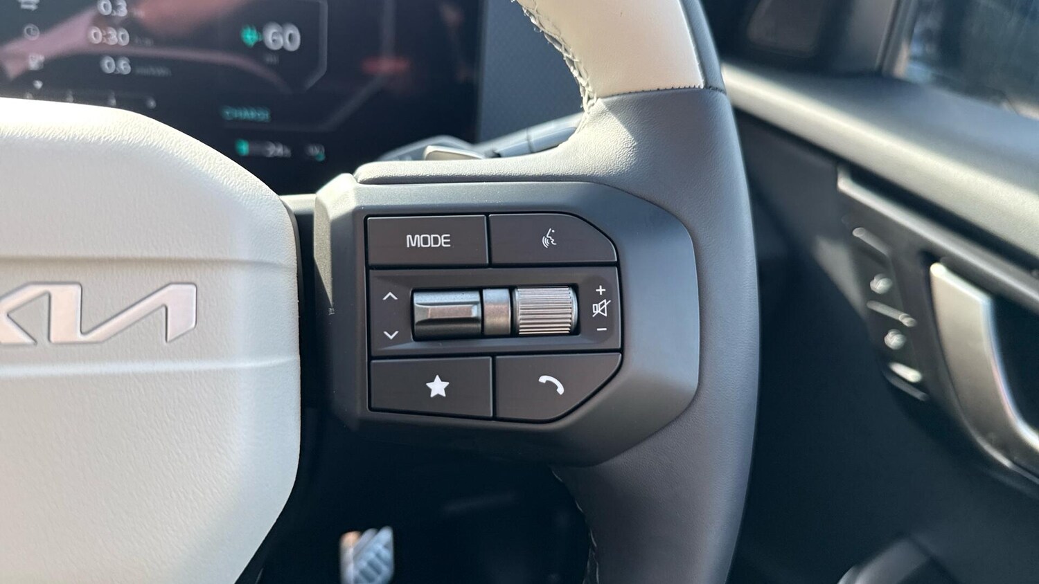 Used Kia EV6 2025 for sale - 77673014: Photo 46