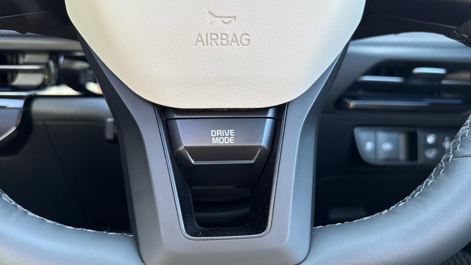 Used Kia EV6 2025 for sale - 77673014: Photo 48