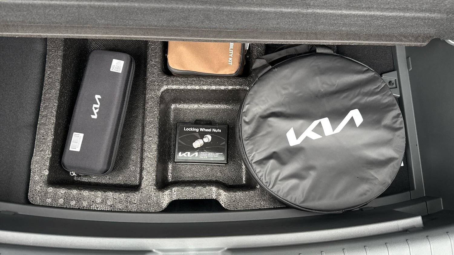 Used Kia EV3 2025 for sale - 76307389: Photo 11