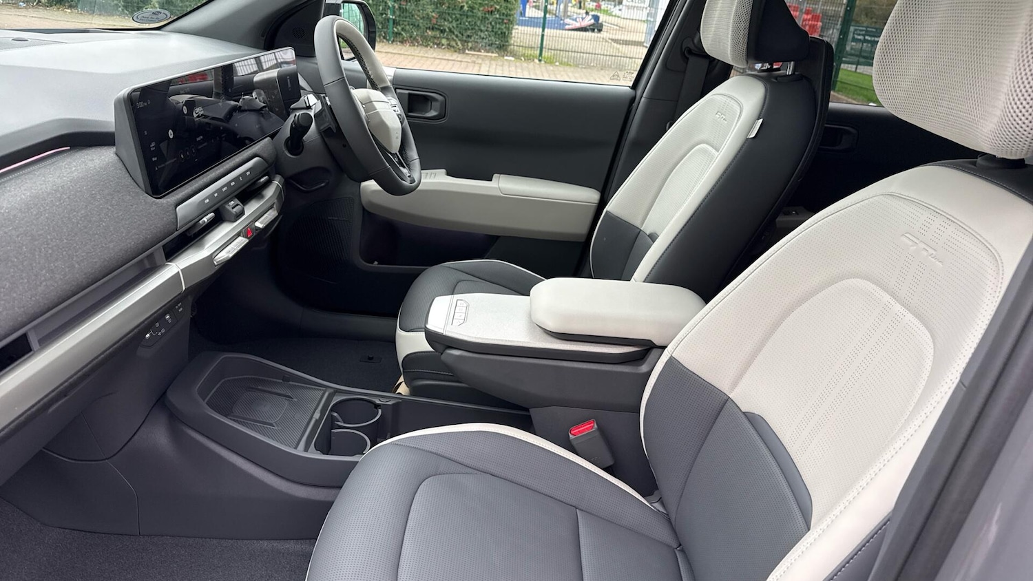 Used Kia EV3 2025 for sale - 76307389: Photo 24