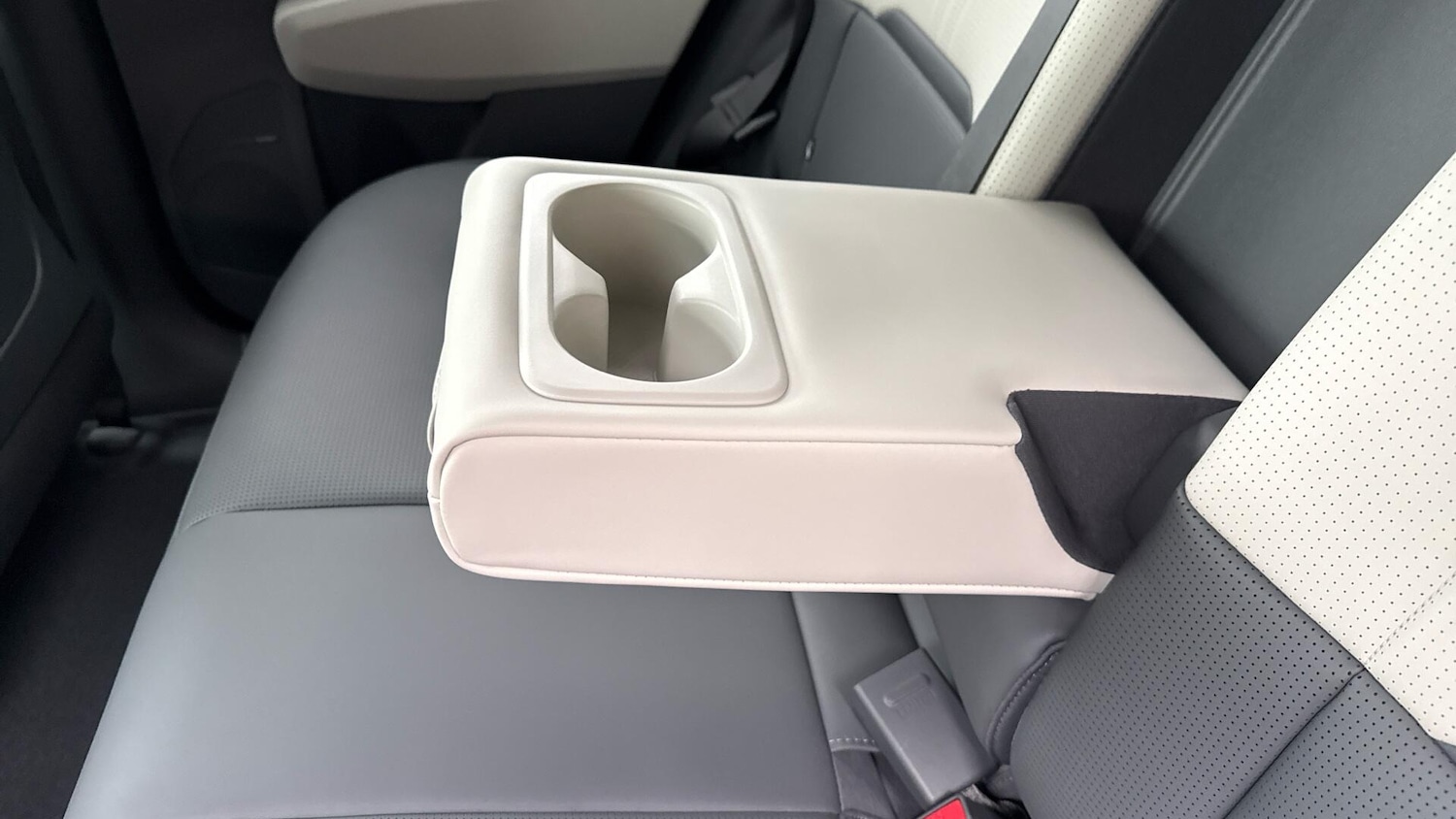 Used Kia EV3 2025 for sale - 76307389: Photo 27