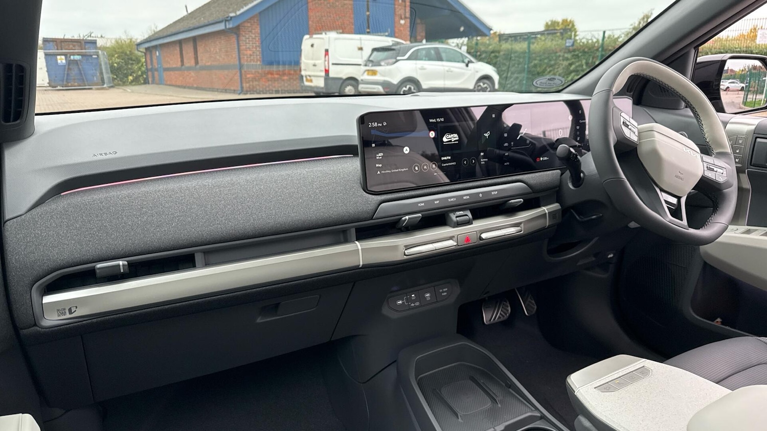 Used Kia EV3 2025 for sale - 76307389: Photo 3