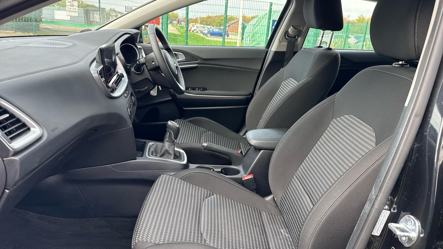 Used Kia XCeed 2025 for sale - 76307418: Photo 20