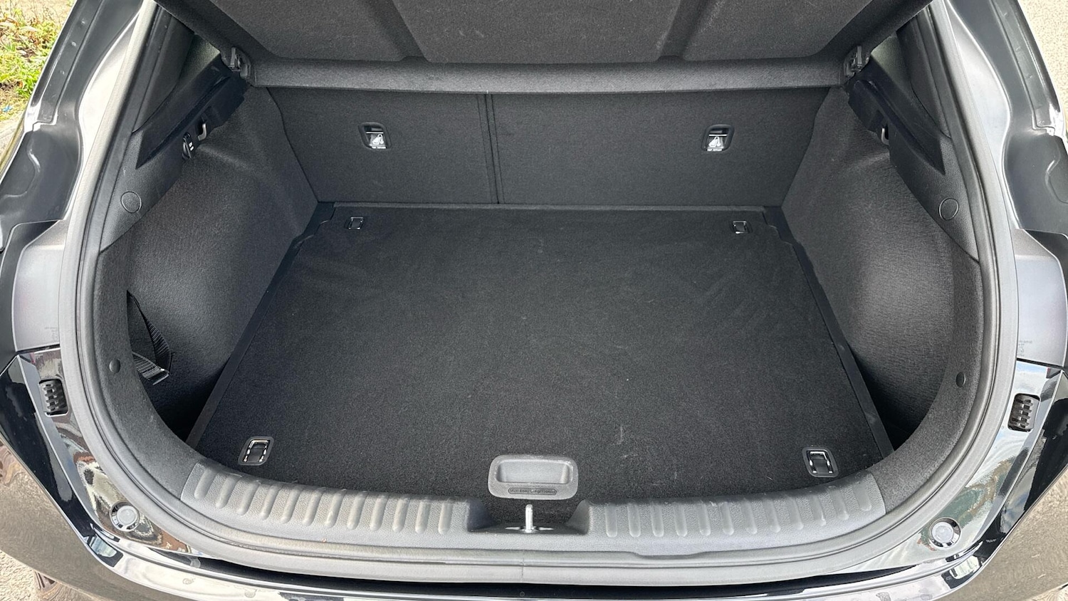 Used Kia XCeed 2025 for sale - 76307418: Photo 28