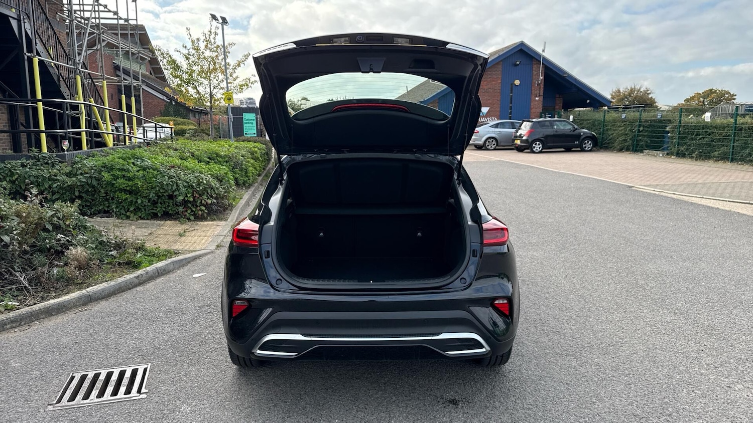 Used Kia XCeed 2025 for sale - 76307418: Photo 8